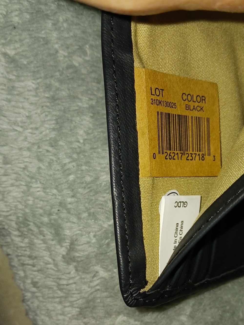Men's Dockers Wallet - Picture 5 of 5